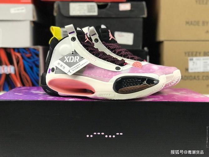 最美的乔丹aj34,星空粉白油画开箱!