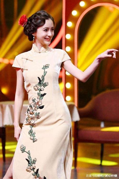 美爆了!angelababy挑战穿旗袍,上演绝美旗袍杀!