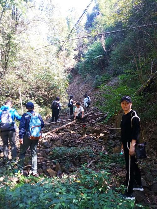 官元山林场—方竹坪—西坑村—仙人石—船埠潭(地图标为船市滩)—官
