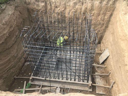 2,海森街电力检查井na16井身钢筋绑扎完成.