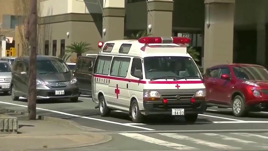 日本急救车造型真别致,尤其车尾装饰物,设计师真是脑洞大开!