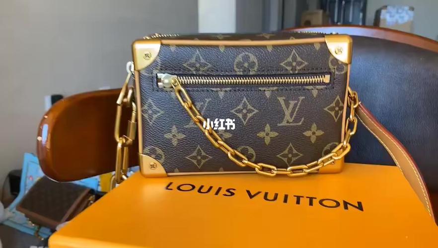 lv拆包金盒子 质感也太好了_路易威登怎么样_盒子包_颗粒感_lv盒子包
