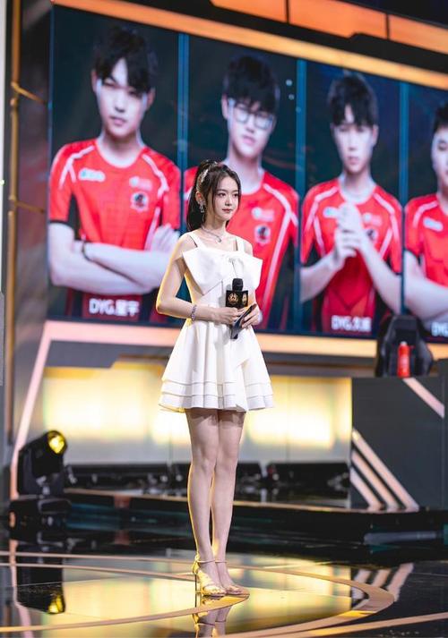 kpl:长得漂亮也没用!灵儿因舞蹈抄袭脱粉,为热度与选手炒cp?