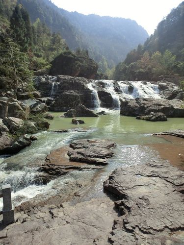 劲爆价:118元/人就能带您领略中国最高瀑布-文成百丈漈的壮观