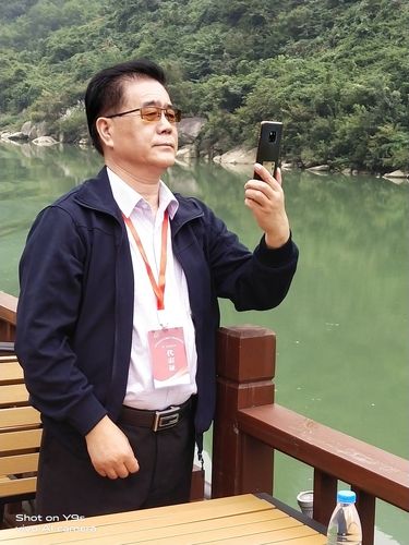 写美篇        李如龙老师是中国军事科学院战争研究院研究员,军事