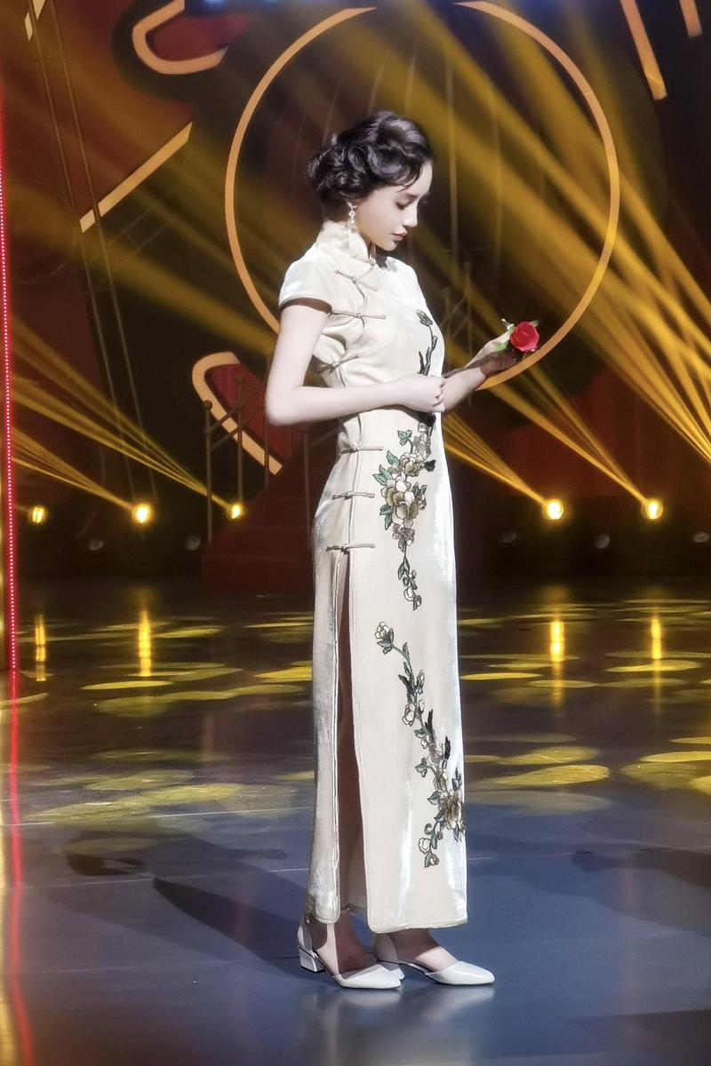 转载angelababy旗袍造型优雅迷人展东方复古风情