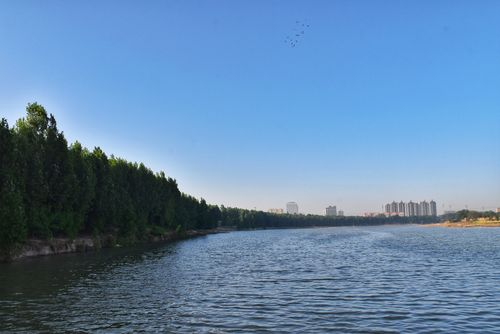 写美篇   古老的泜河,西起太行山东麓,过临城,内丘,隆尧,经宁晋泊