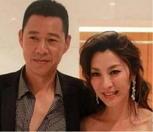 她是张丰毅前妻,二婚丈夫英年早逝,今59岁三婚嫁太