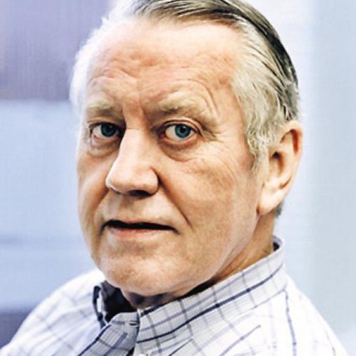 查克·费尼:慈善界的007特工