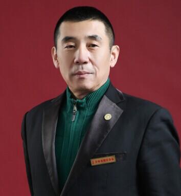  p>徐凯泉,长春和平大戏院创始人,总顾问. /p>