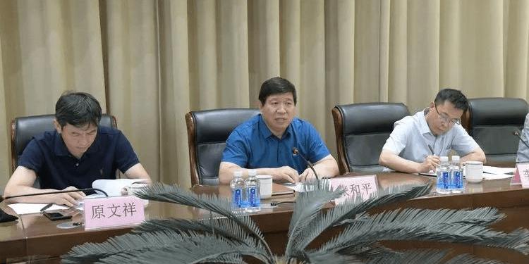 长治市副市长张和平深入李村煤矿检查安全生产工作