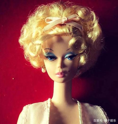 原创童年卡通顶流集体换头?芭比娃娃越来越素人,小咕咚整成僵硬网红