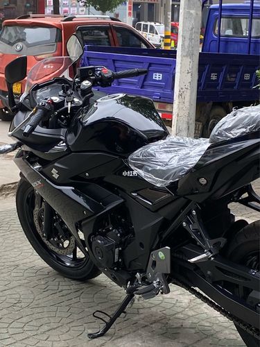 贼酷的铃木 gsx 250r黑武士 你值得拥有_铃木gsx250_汽车_摩托车