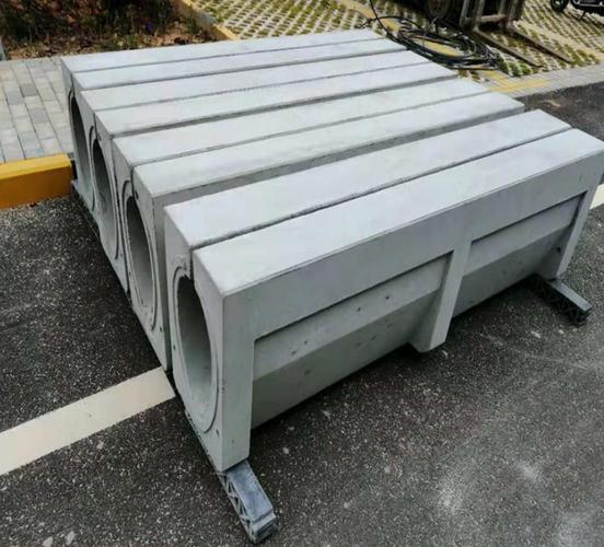 混凝土卵形槽模具卵型排水槽模具 缝隙式排水沟模具生产厂家