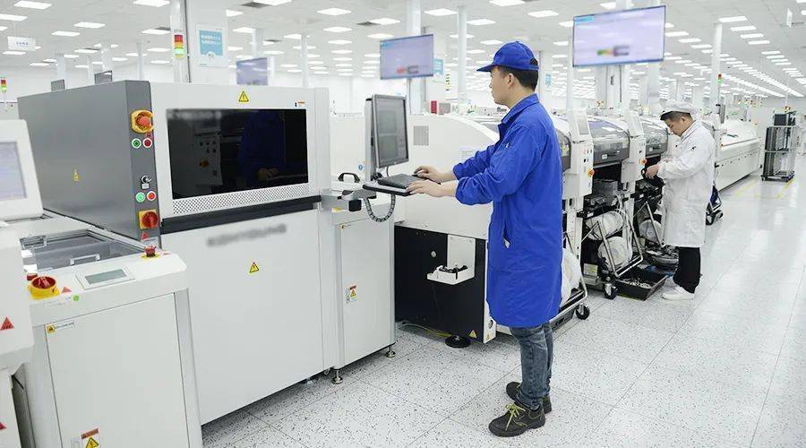 签下特斯拉大单的ems电子代工厂实力有多强大呢高大上smt车间曝光附