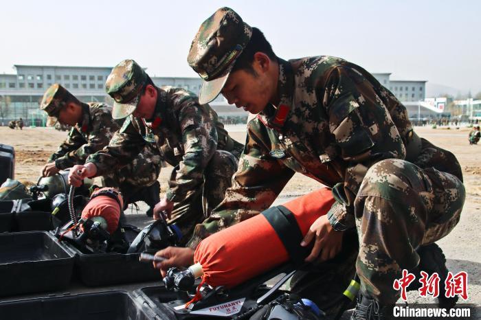 武警青海总队机动某支队掀起春季练兵热潮