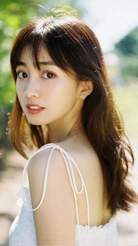超好看的美女壁纸图片