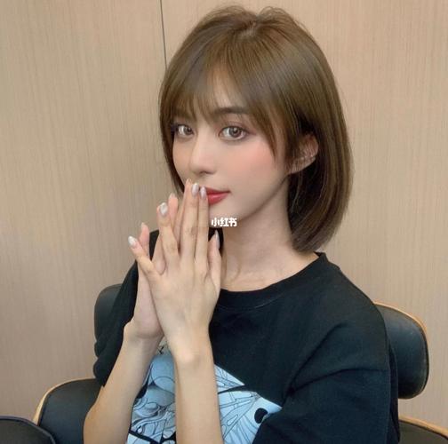 齐肩短发_染发_刘海_硕果时代购物中心自由行热门攻略