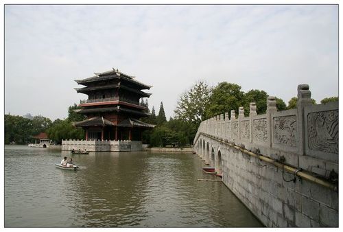 逍遥津公园