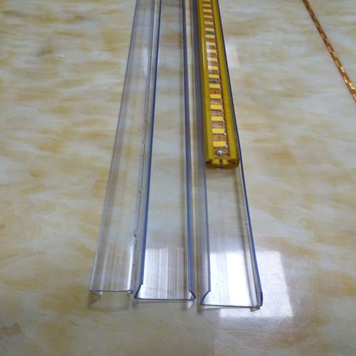 厂家直销led灯带卡槽通用pvc透明卡槽阻燃 抗寒户外 塑料卡槽灯条