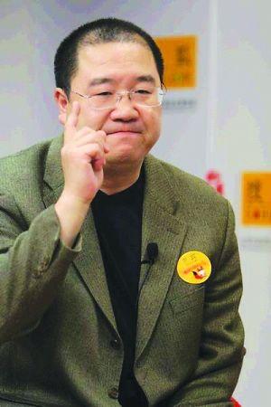 英达(别名:赫舍里·英达),1960年7月7日出生于北京,中国内地男演员