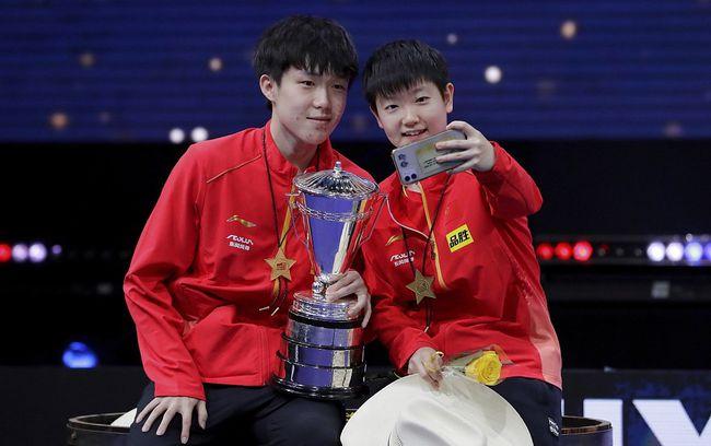 央视直播国乒内战陈梦vs王曼昱刘诗雯pk孙颖莎王楚钦vs许昕