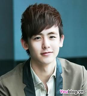 现在剪什么样的男生短发型好看 不要太短了 头顶最好有点长度