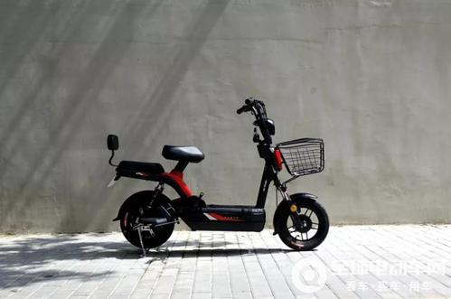 爱玛酷仔电动车,骑上它你就是最酷的仔!