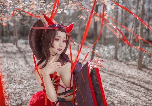 帅哭美呆别走 阴阳师三尾狐cos照欣赏