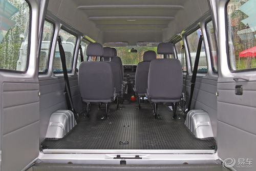 【特顺2017款长轴中顶 2.8t 手动 商运版 6座 jx493