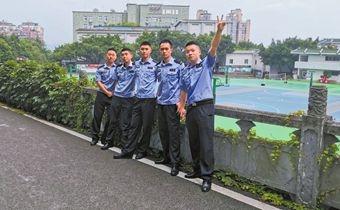 四川警校再现"学霸宿舍" 4人同上中国人民公安大学