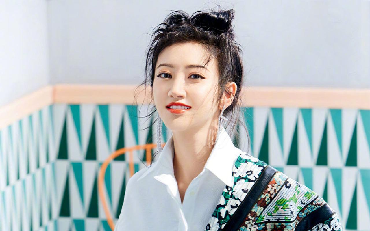 景甜时尚养眼写真桌面壁纸