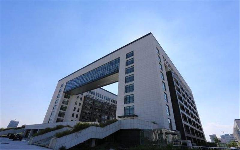 多少分能上湖州师范学院