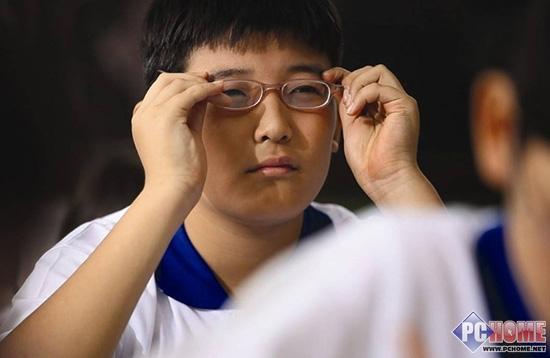 中国儿童和青少年儿童视力下降成为一个严重的社会化问题(图片引自