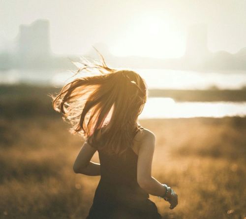 欧美 阳光 壁纸 美图 头像 向着太阳奔跑