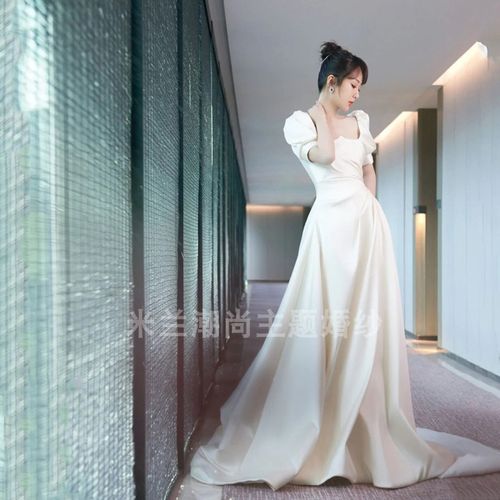 2021新款影楼主题服装简约缎面拖尾婚纱明星同款写真摄影演出礼服