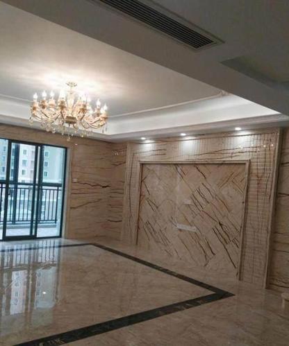 新房装修强势老婆不听劝坚持客厅全瓷砖上墙入住才一月就后悔