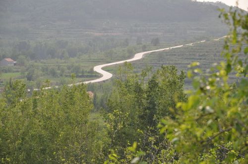 宁阳一条120公里的环山路畅通143个村庄发展血脉