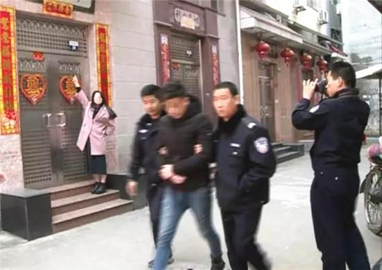 2月7日讯  以办喜事的人家为目标,利用技术开锁实施入室盗窃&hellip;&