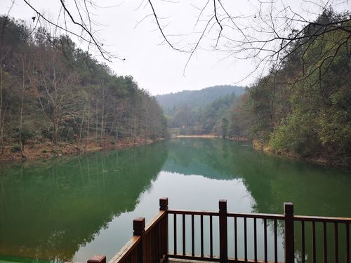 江夏青龙山一瞥