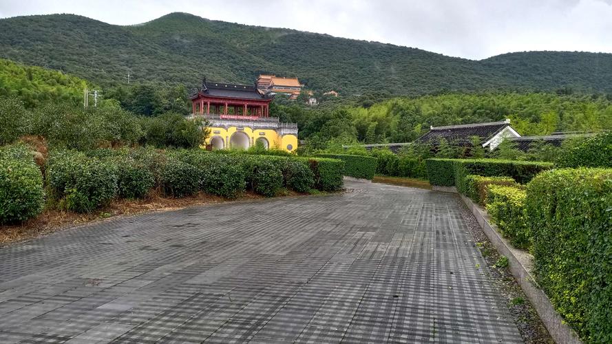 写美篇 摄影制作:冰圈(网名) 拍摄地点:江苏宜兴龙池山 拍摄时间:2020