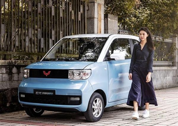 买辆五菱宏光mini加入车友会 剩下的不用我教你了吧-五菱宏光