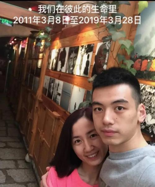 因综艺翻红的刘迦,现实中比女友小13岁,还有一个即将成年的女儿