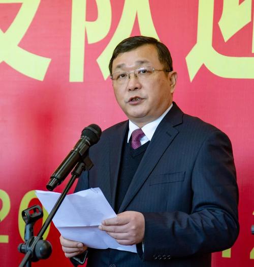 高擎旗帜赓续荣光蚌埠消防救援支队隆重举行迎旗授衔和换装仪式