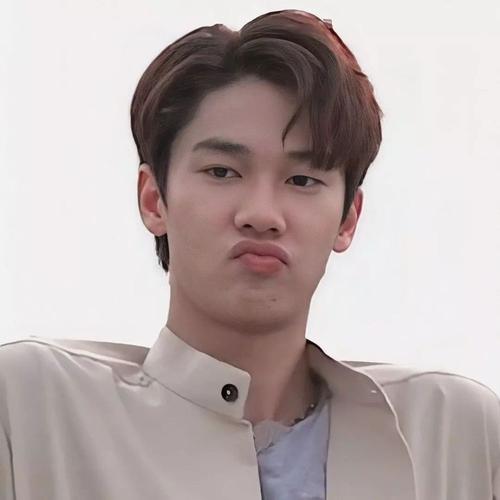 花泽类dew头像丨高清