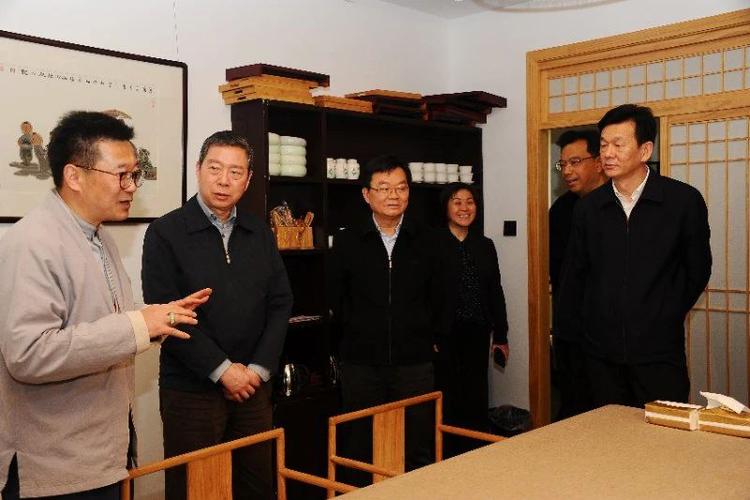 苏州市政协主席周伟强赴太仓市调研经济社会发展等情况