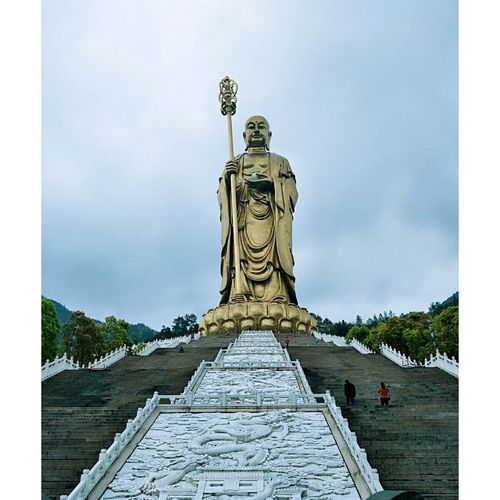 【极灵法讯】七台河极灵寺戒定法师2017年4月朝圣之③九华山(99米大愿