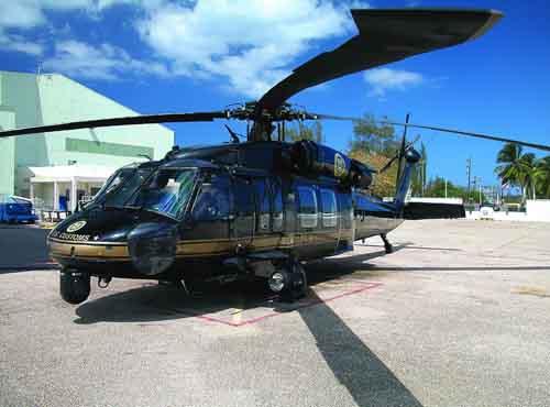 民用豪华"黑鹰"直升机