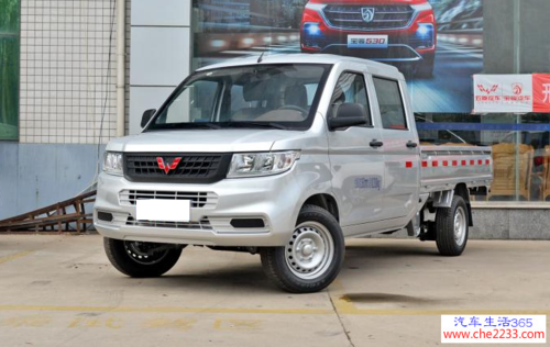 『配图为五菱荣光新卡2018款 1.8l双排』