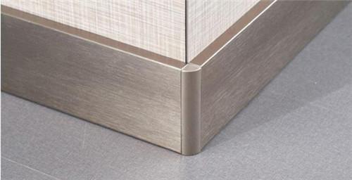 木质踢脚线好用吗 三大常见踢脚线材料介绍